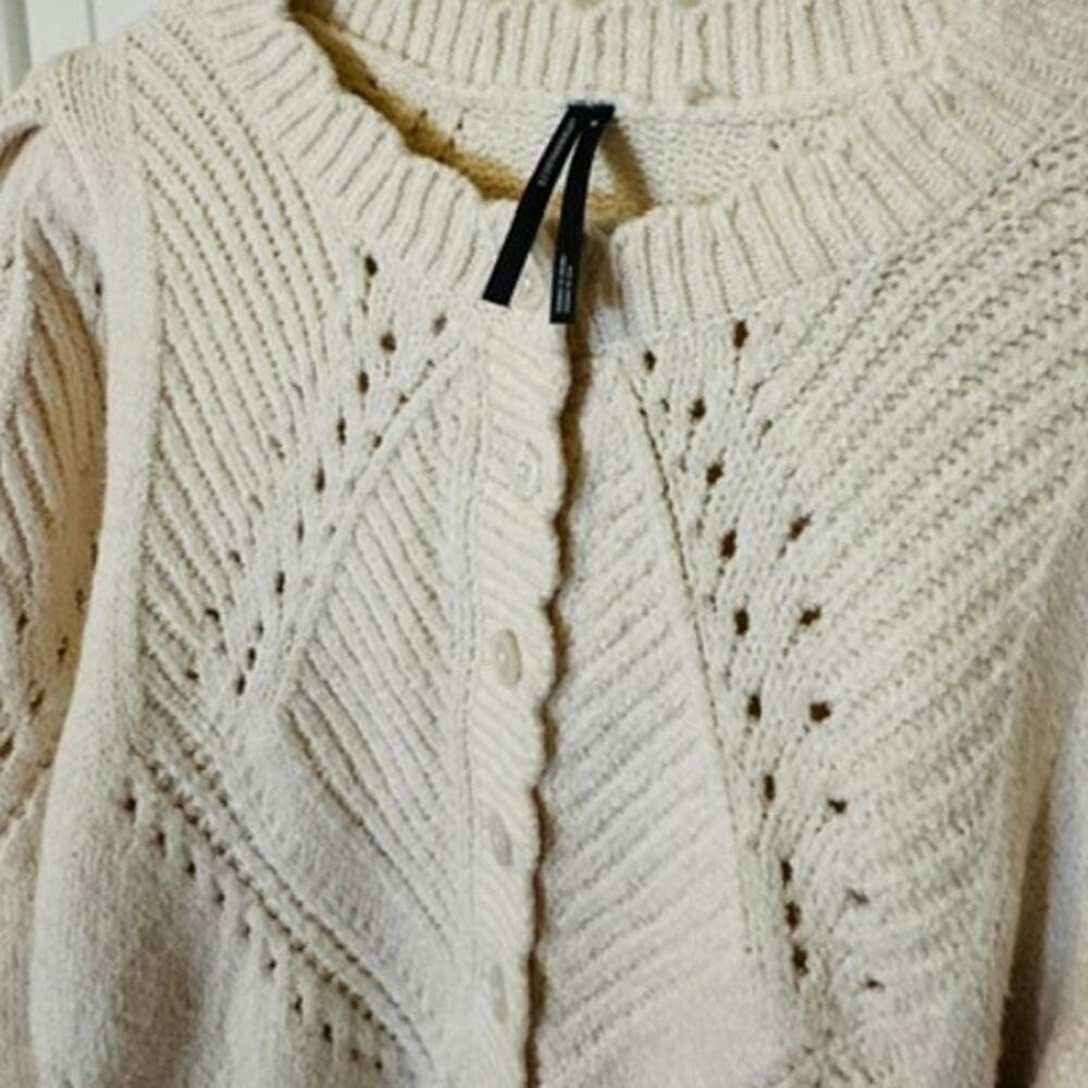 Anthropologie Pointelle Scalloped Cardigan Sweater M - Picture 10 of 10